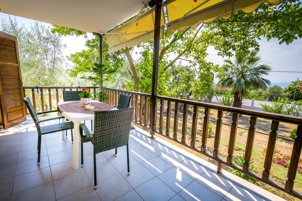 Skála Kallirákhis Villa Vrachos מראה חיצוני תמונה